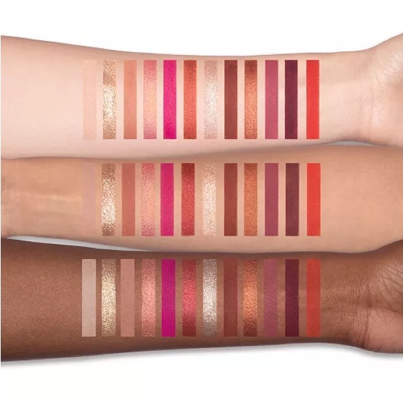 Too Faced x Mariale Amor Caliente Limited Edition Collab Eye Shadow Palette - Picture 7 of 14